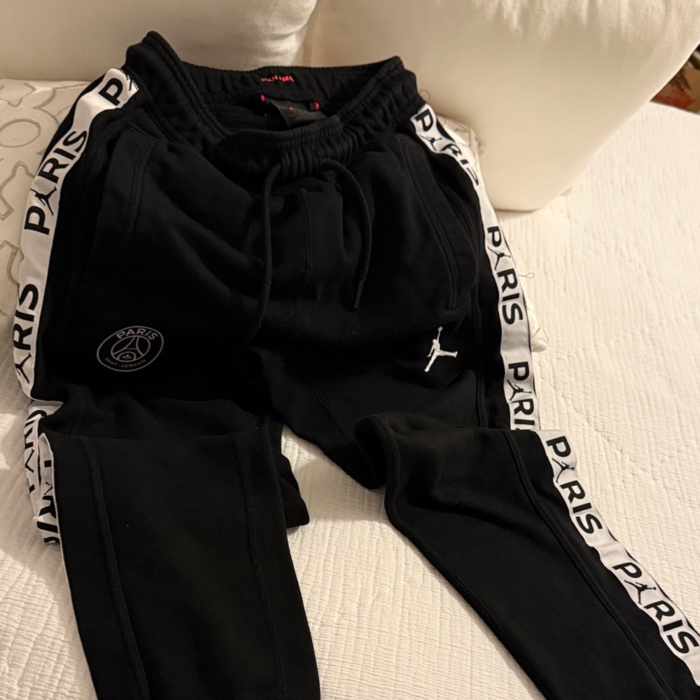 Jordan Black Paris Sweatpants